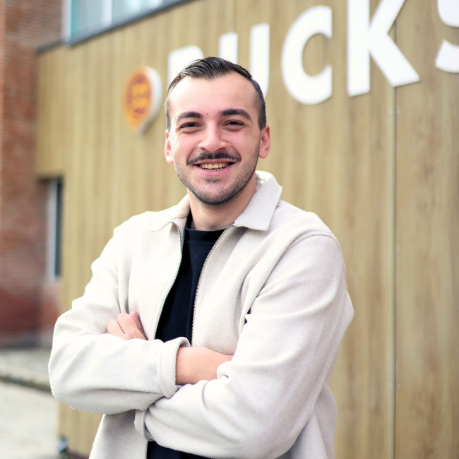 ლაშა მახაური