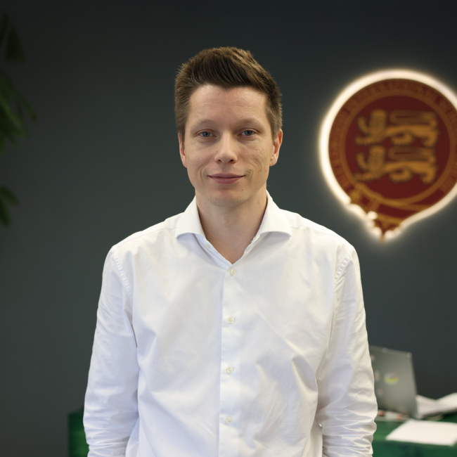 ჯორჯ ქუმსი